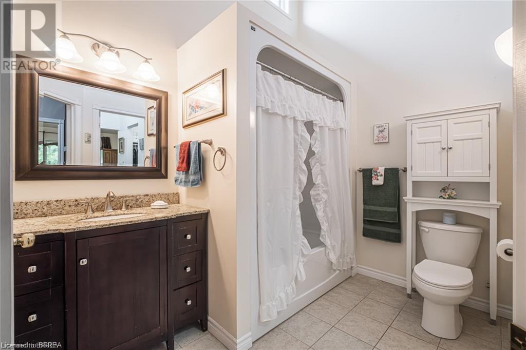 58 HARRIS Avenue Unit# C