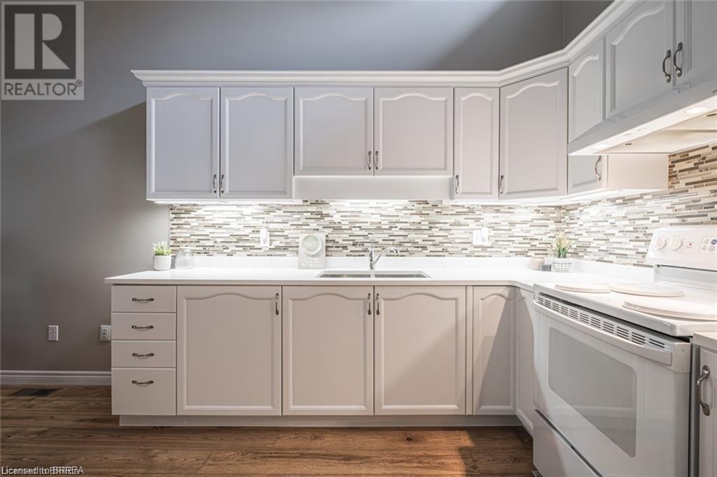 58 HARRIS Avenue Unit# C