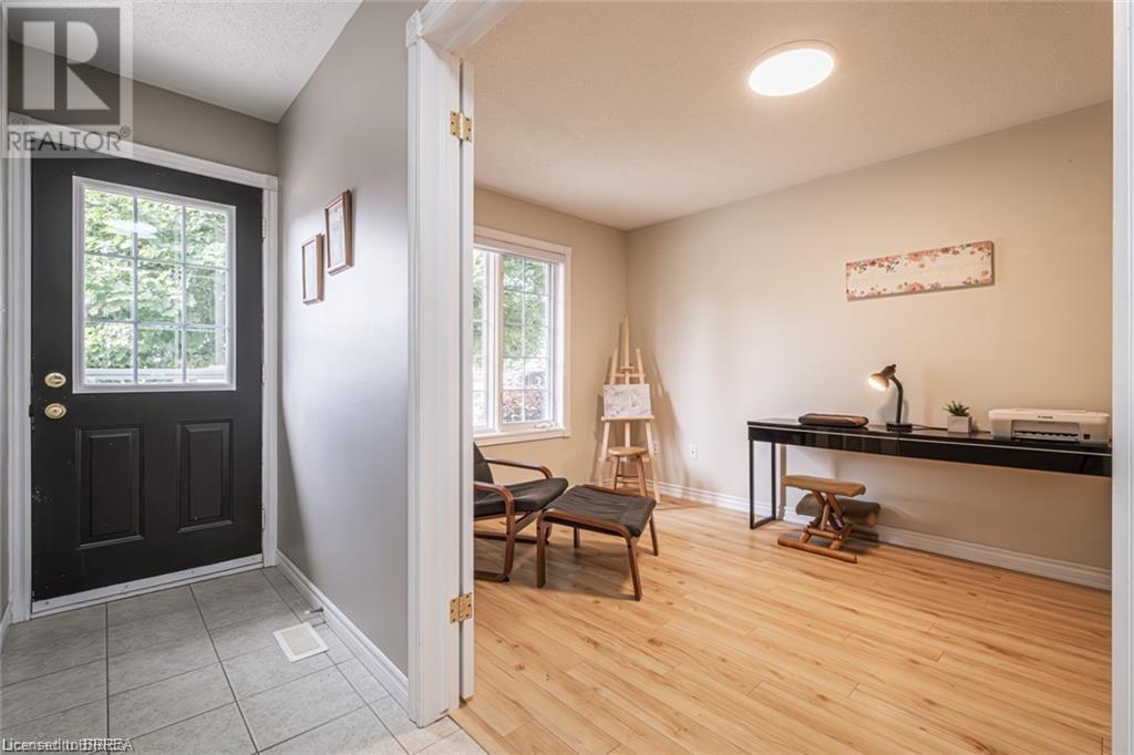 58 HARRIS Avenue Unit# C