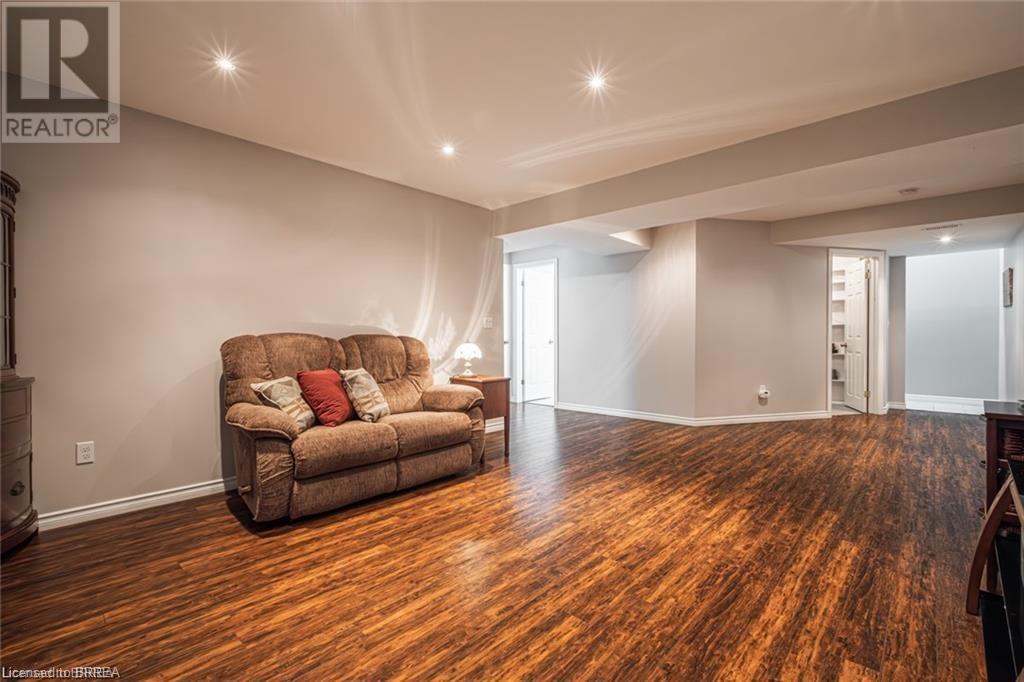 58 HARRIS Avenue Unit# C
