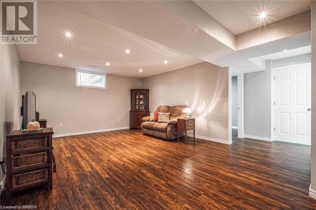58 HARRIS Avenue Unit# C