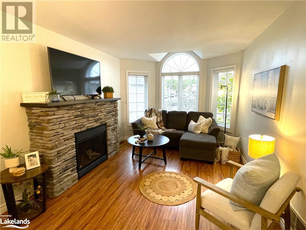 1073 WHITNEY Crescent