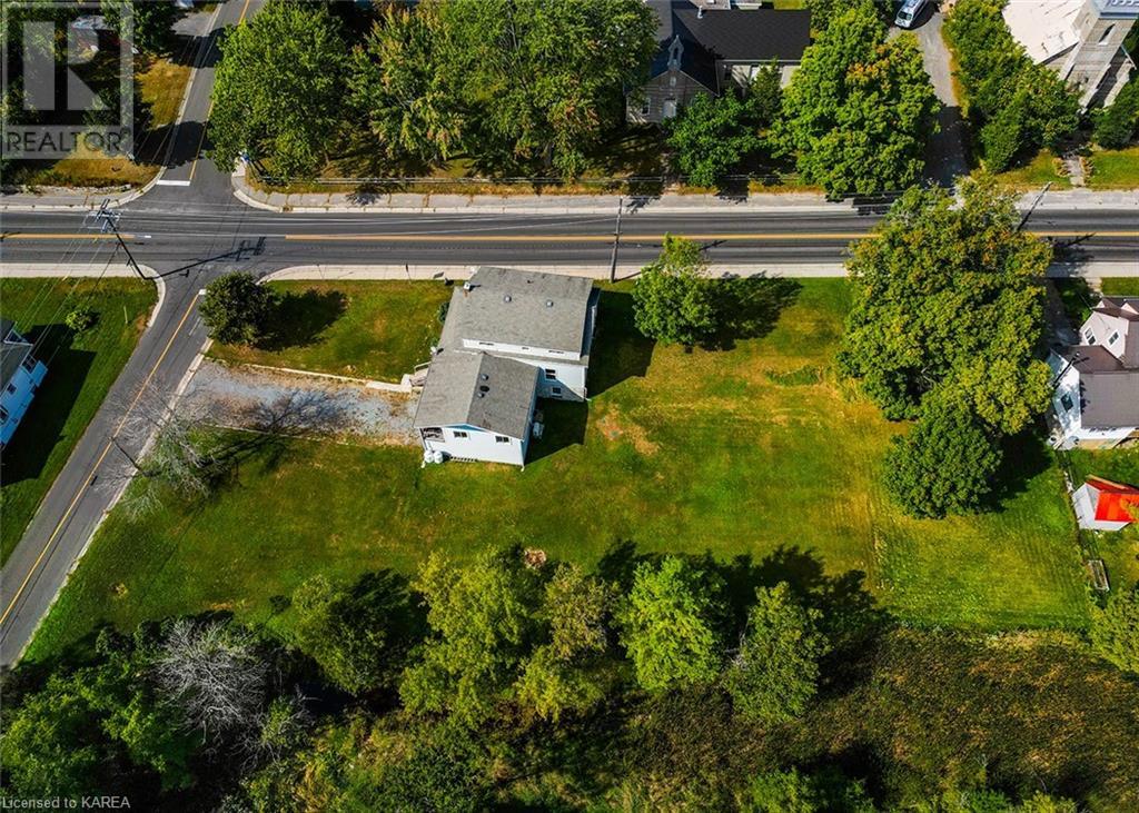 3965 HARROWSMITH Road