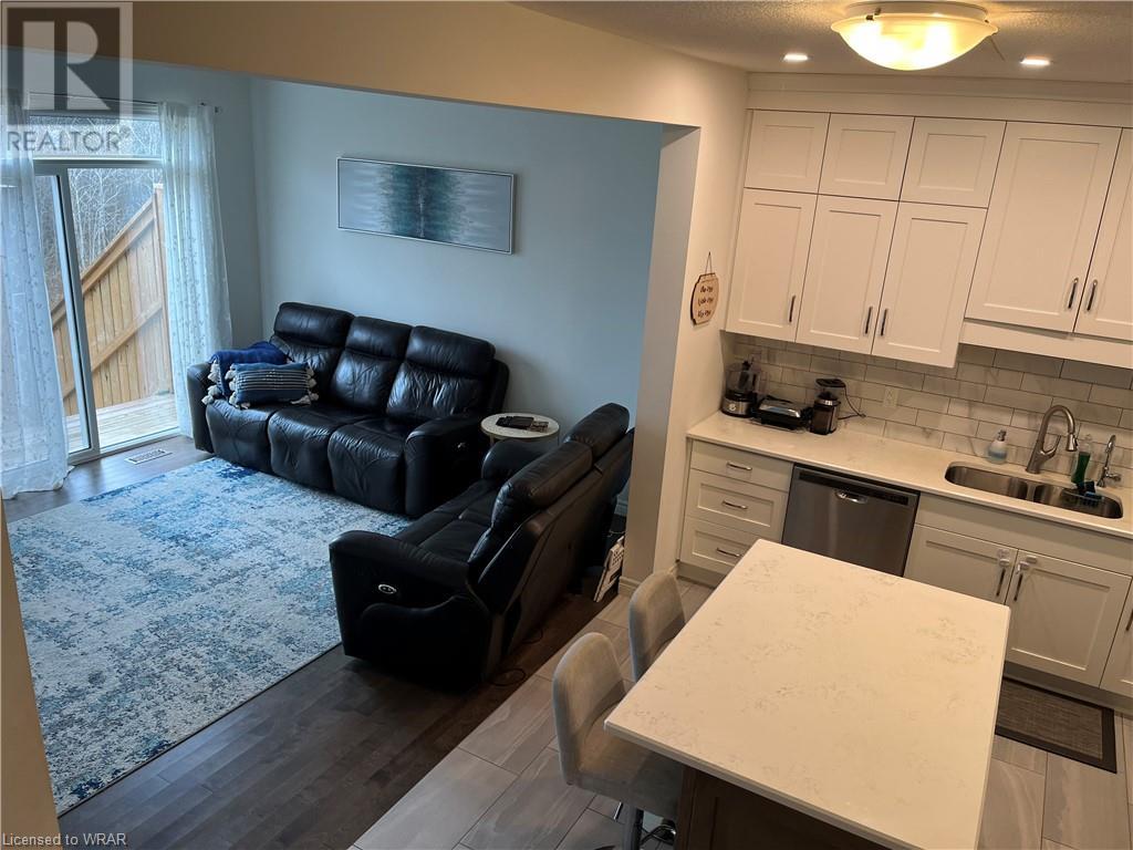 269 WATSON Parkway N Unit# 4