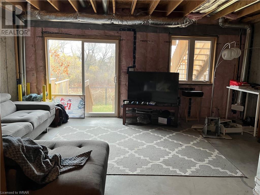 269 WATSON Parkway N Unit# 4