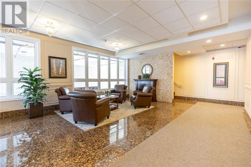 15450 YONGE Street Unit# 209
