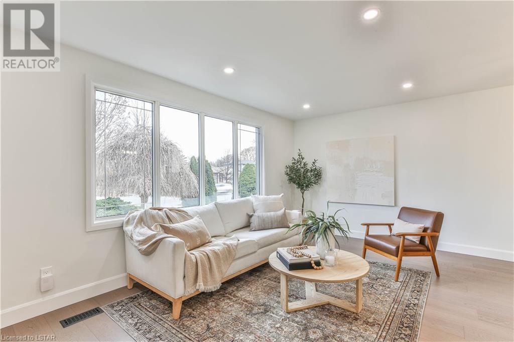 678 MILLBANK Drive