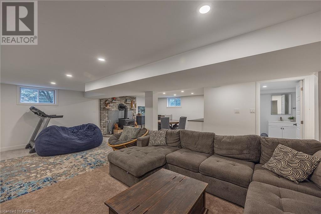 2416 RAILTON Road