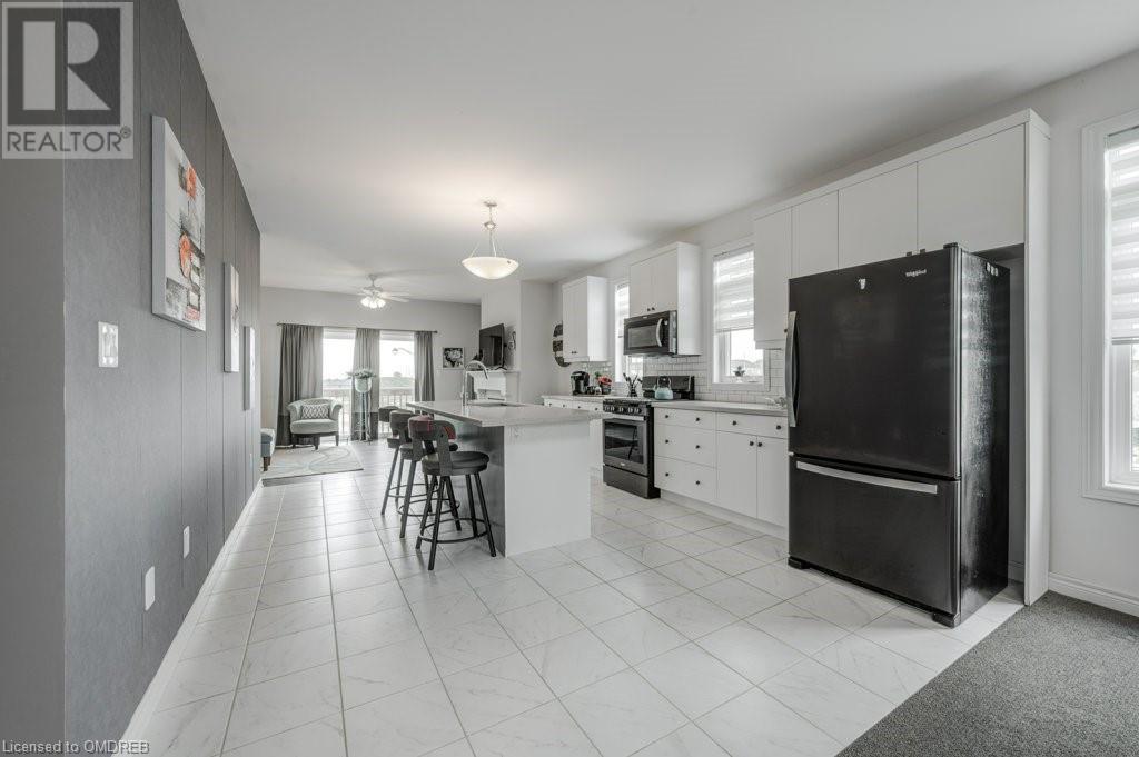 3 MCGOVERN Lane