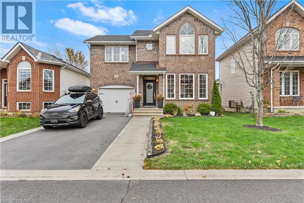 384 QUARRY POND Court