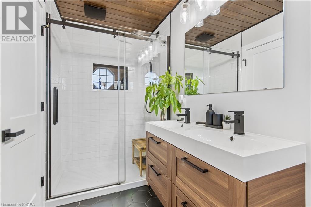 384 QUARRY POND Court