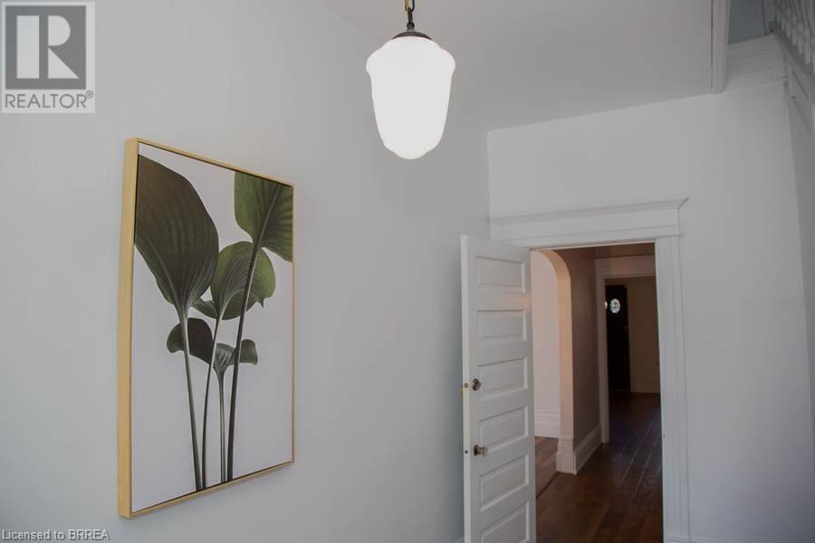 522 COLBORNE Street Unit# 1
