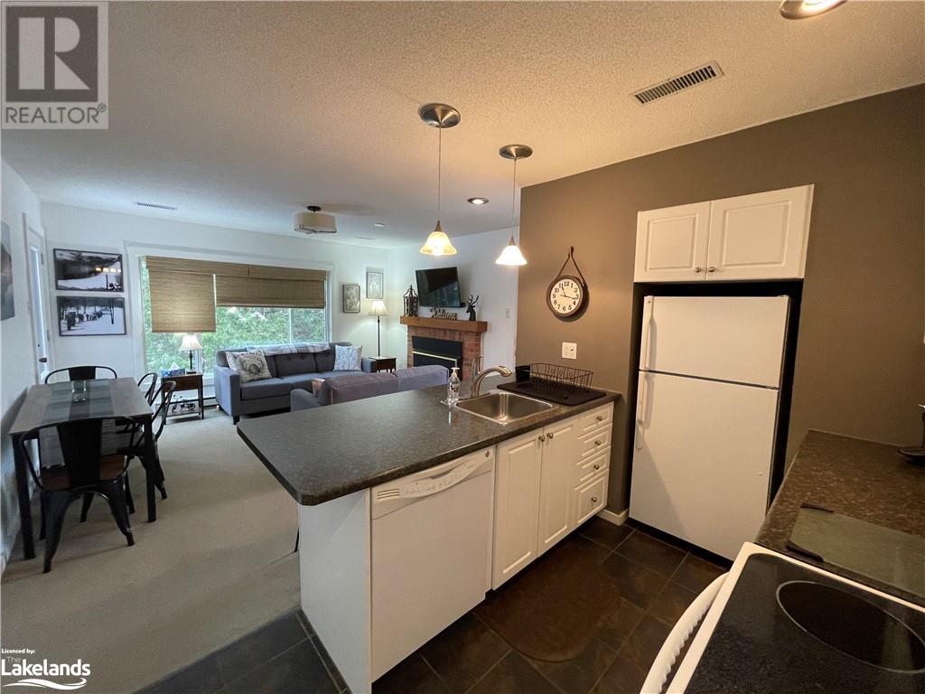 25 DAWSON Drive Unit# 119