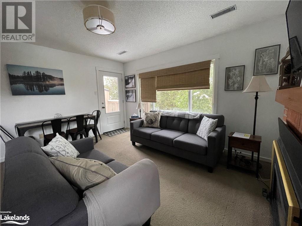 25 DAWSON Drive Unit# 119