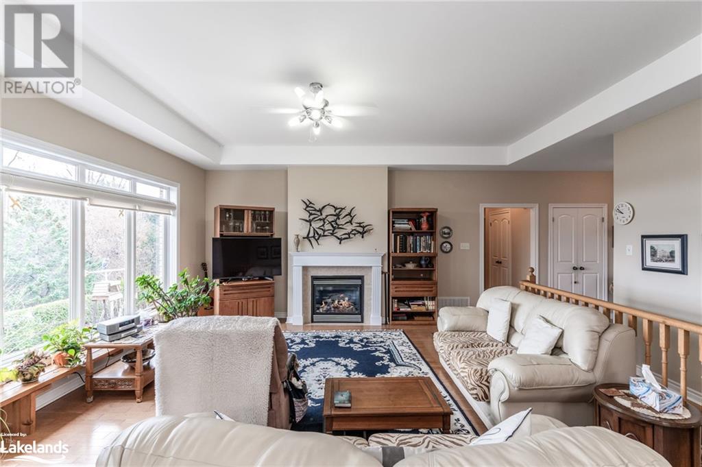 459 SHEWFELT Crescent