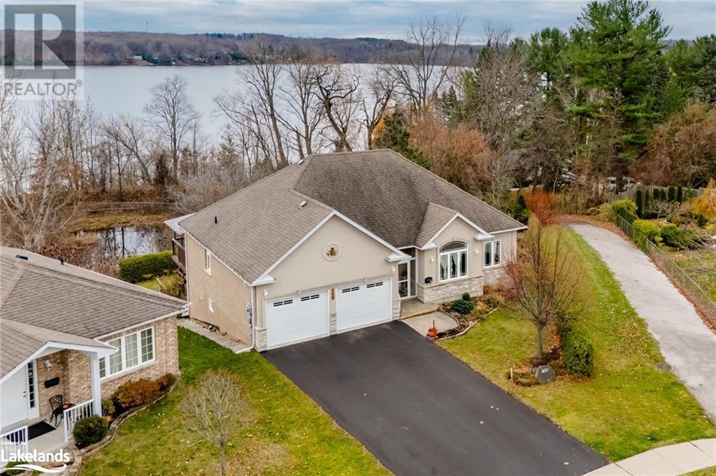459 SHEWFELT Crescent