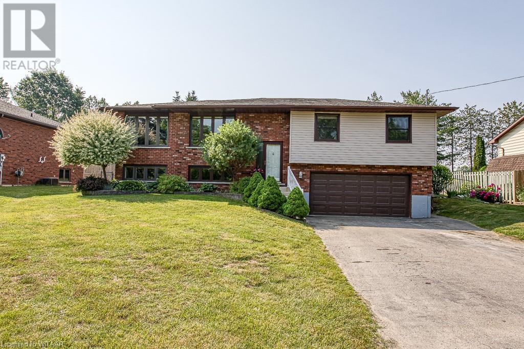 441 KING Street W