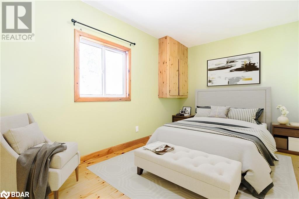 237 SIMCOE Street