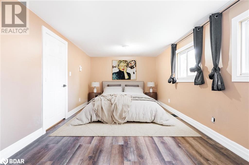 237 SIMCOE Street