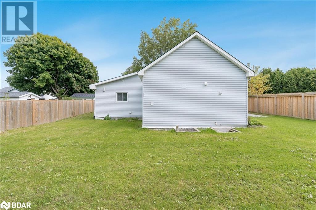 237 SIMCOE Street