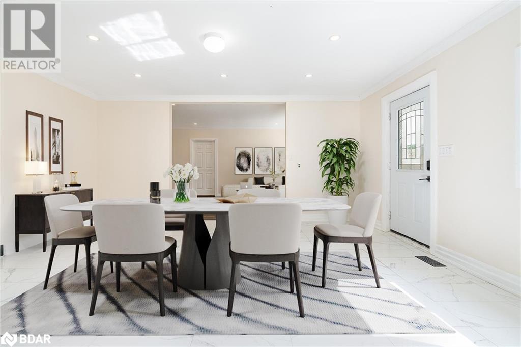 237 SIMCOE Street