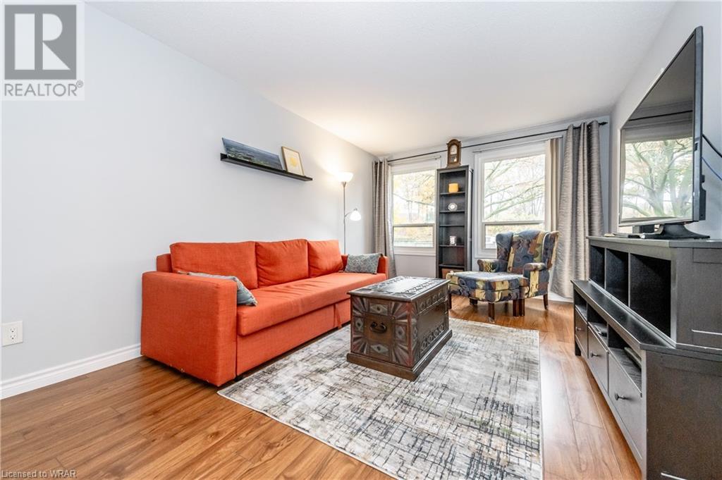 375 HOLIDAY INN Drive Unit# 20