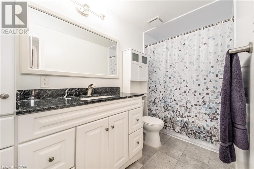 375 HOLIDAY INN Drive Unit# 20