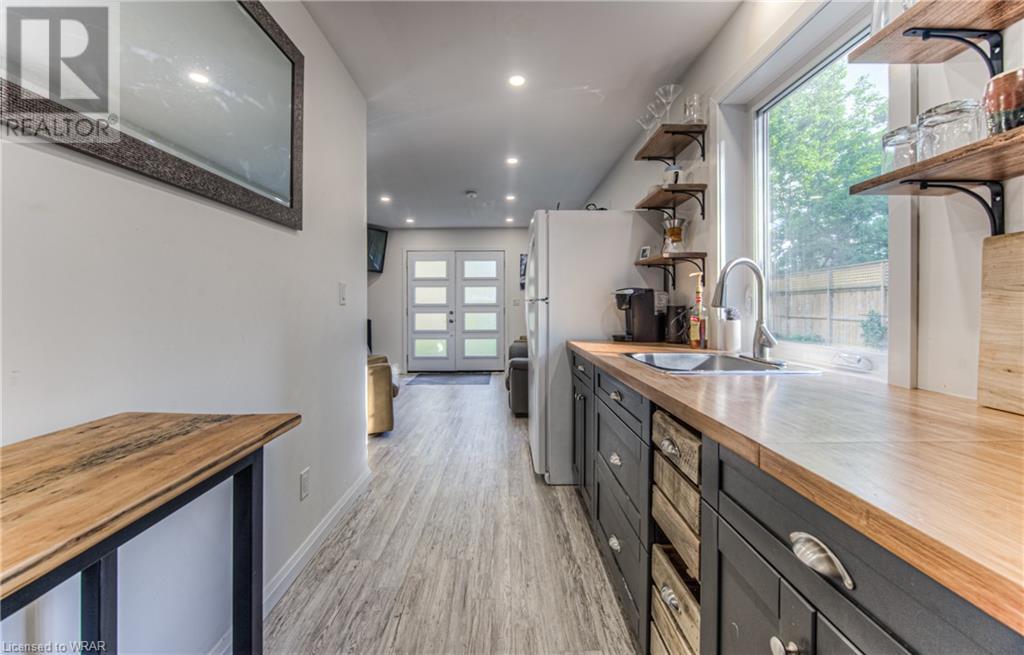 22 LAKE Road