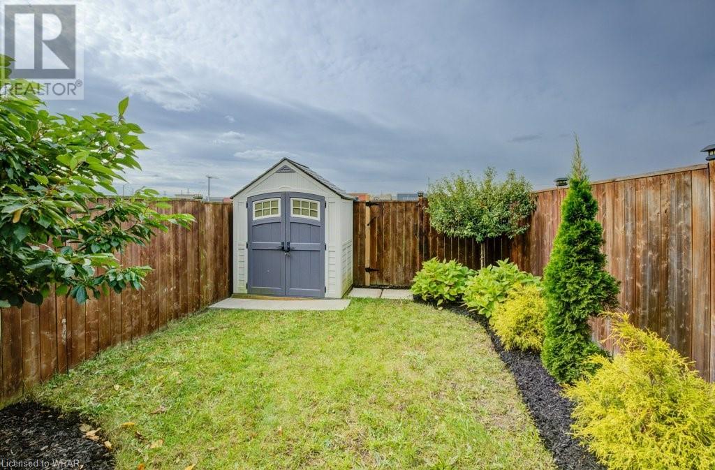 1381 COUNTRYSTONE Drive