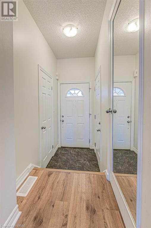 1381 COUNTRYSTONE Drive