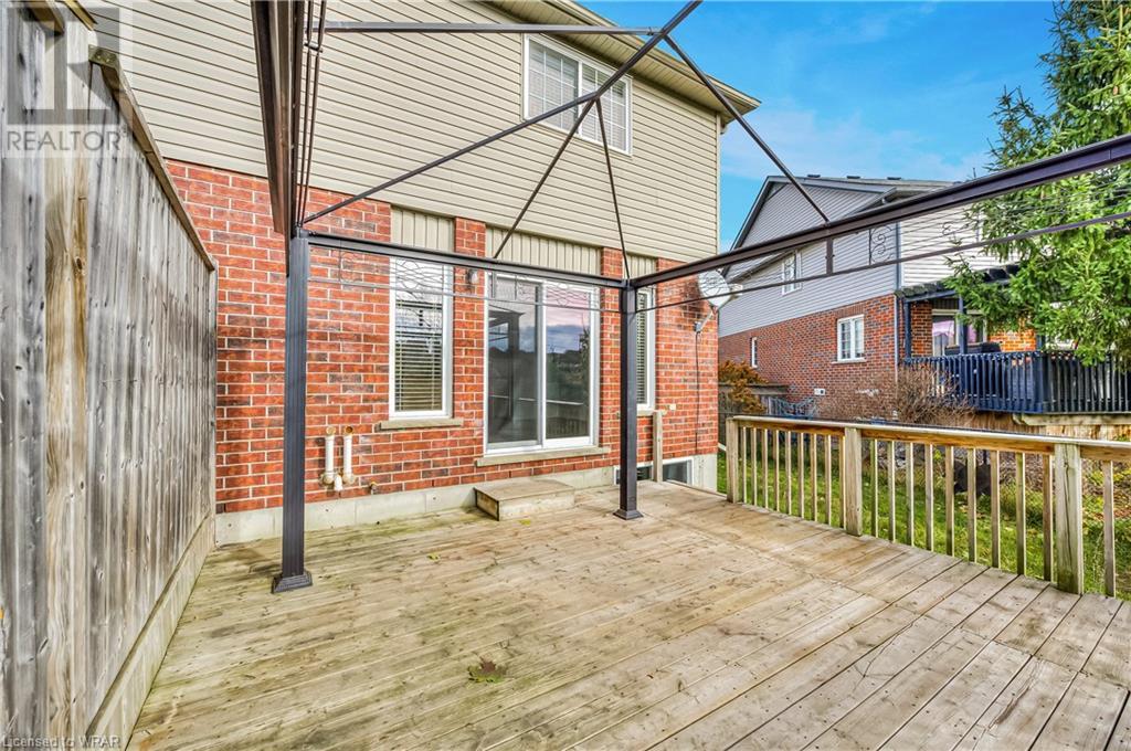 54 FEATHERSTONE Street