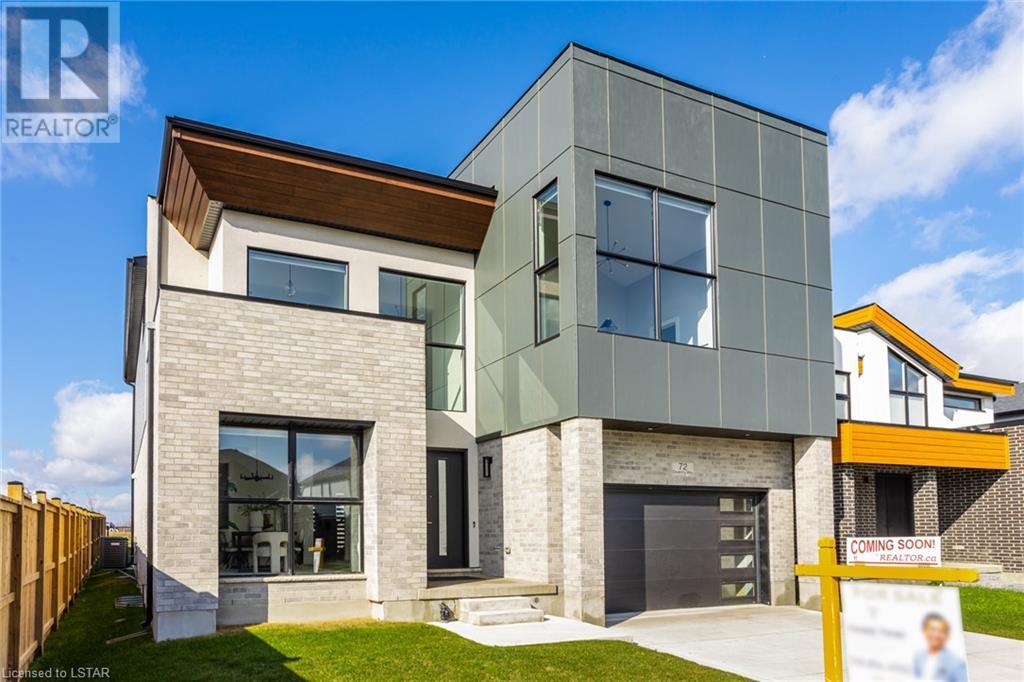 72 DAVENTRY Way