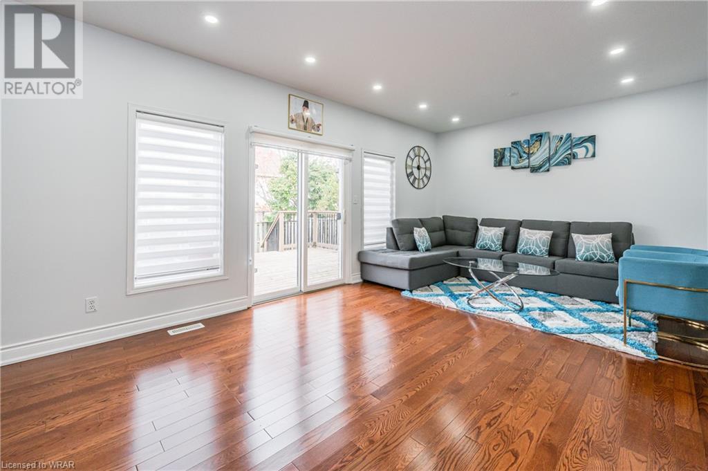 394 SIENNA Crescent