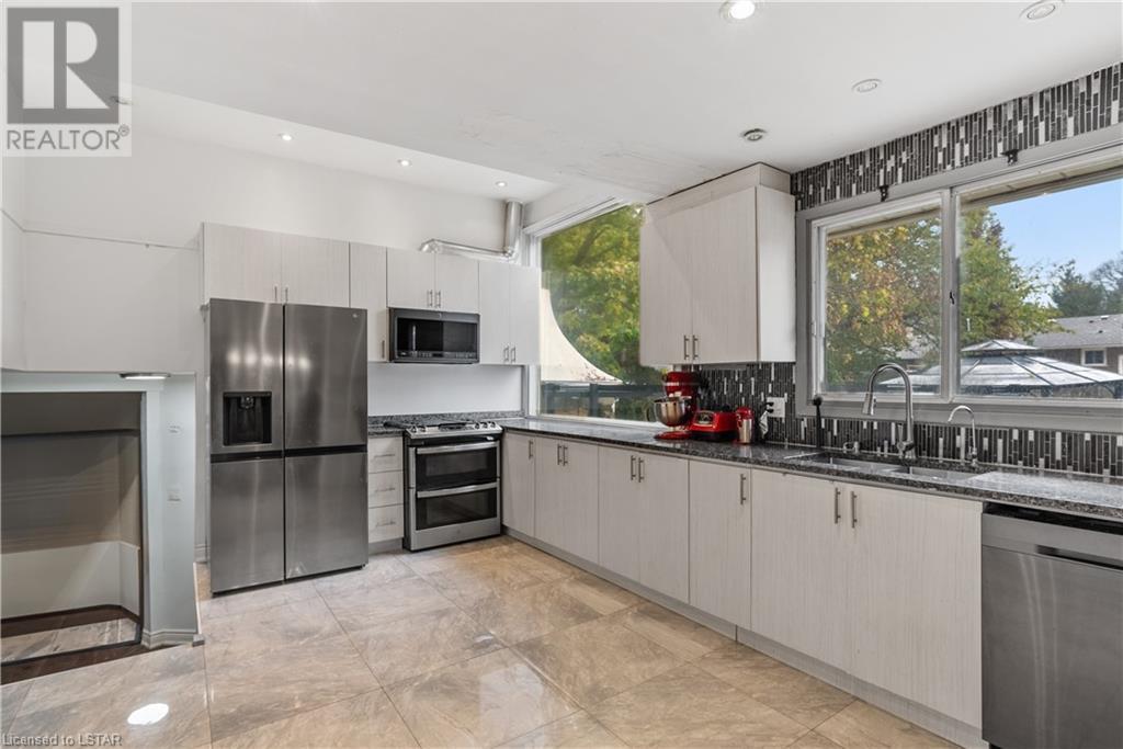 1155 ROYAL YORK Road