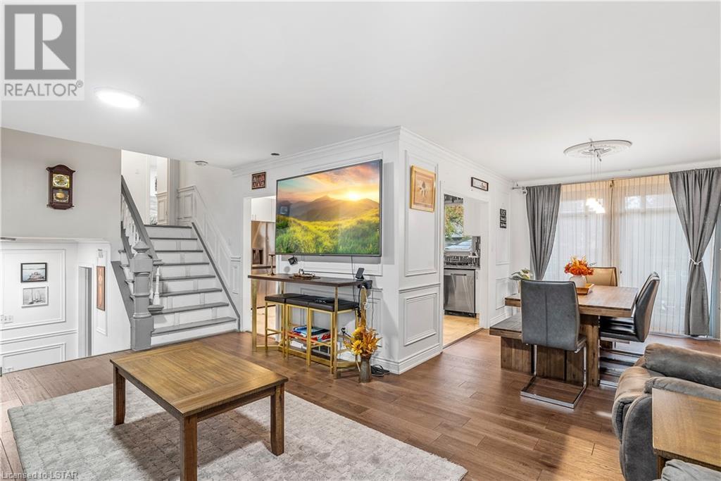 1155 ROYAL YORK Road
