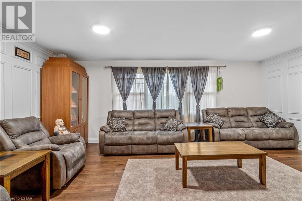 1155 ROYAL YORK Road