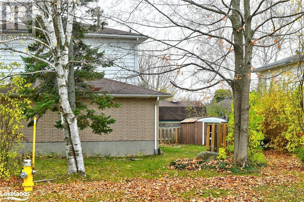 16 GIBBARD Crescent