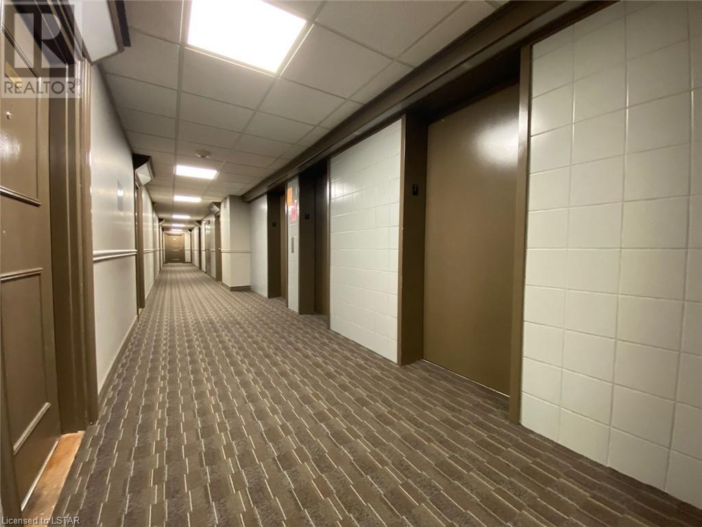 35 GREEN VALLEY Drive Unit# 712