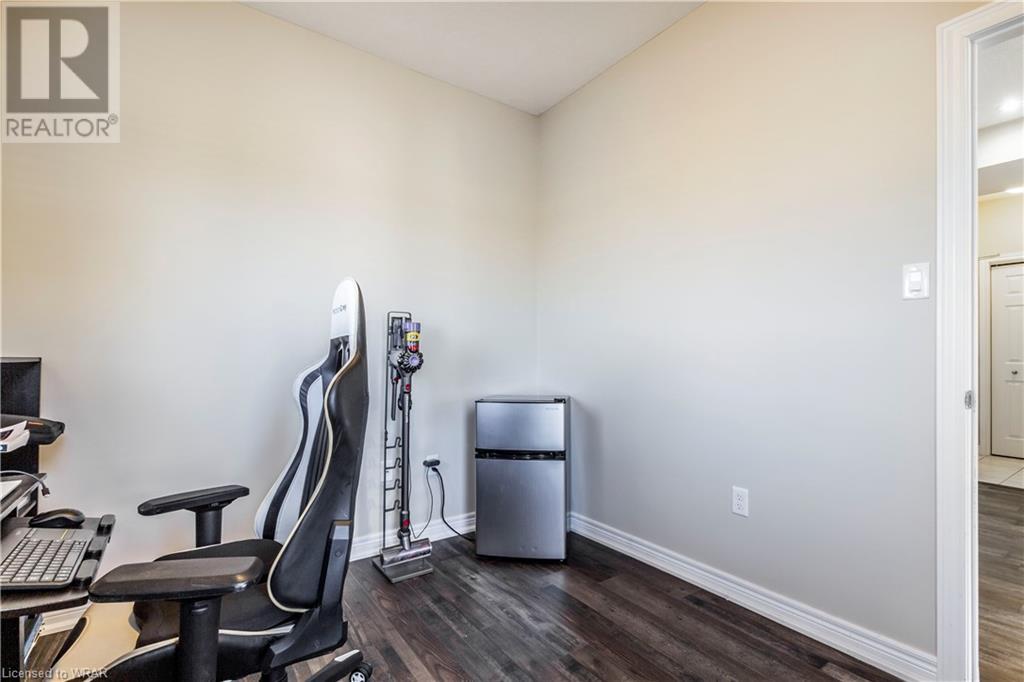 70 WILLOWRUN Drive Unit# B4