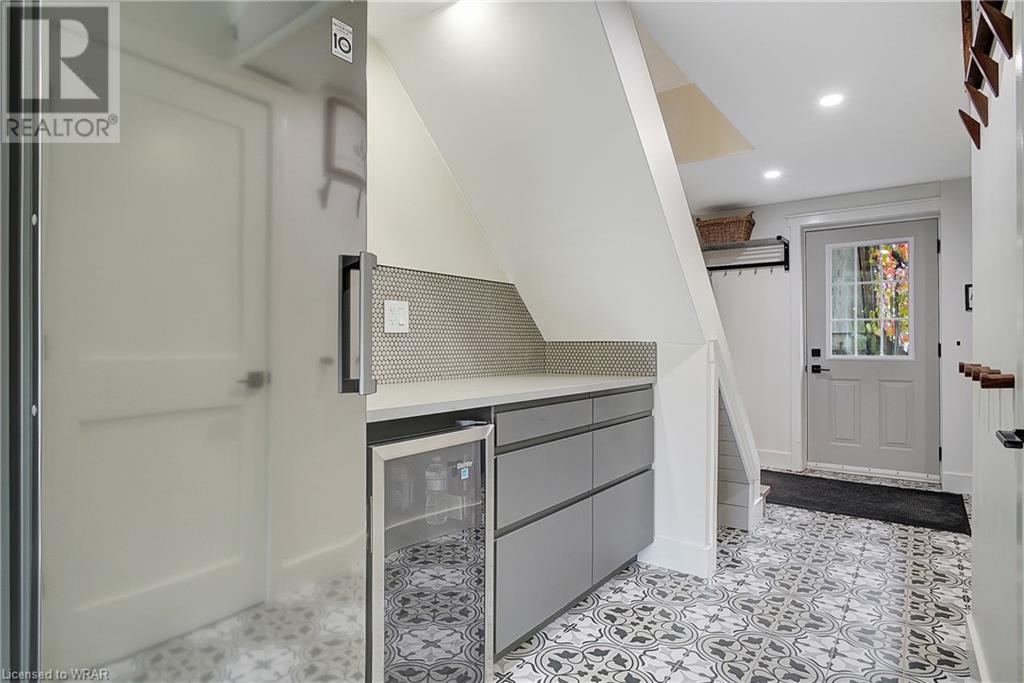 30 GREEN VALLEY Drive Unit# 23