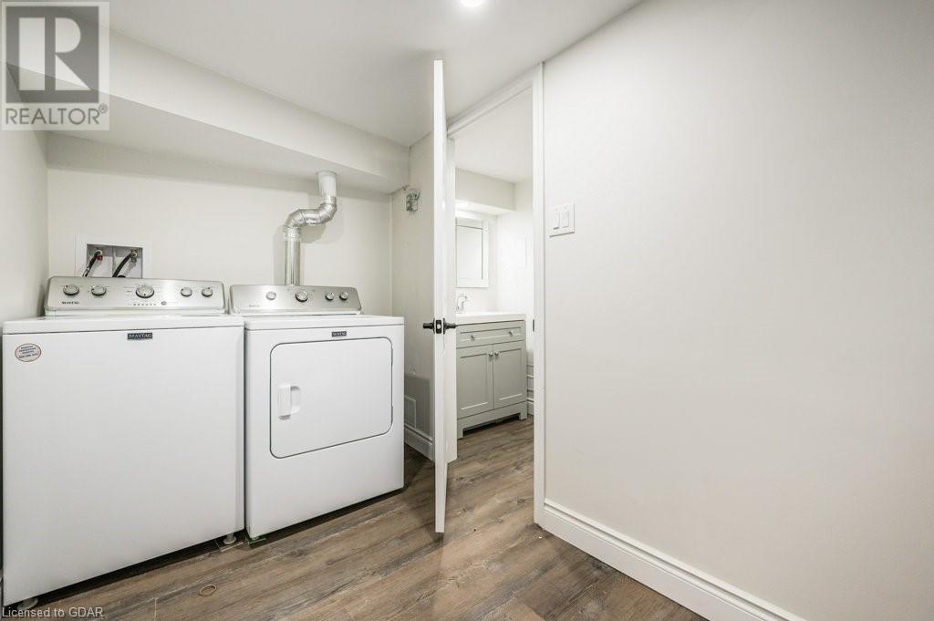 590 CANEWOOD Crescent Unit# Lower