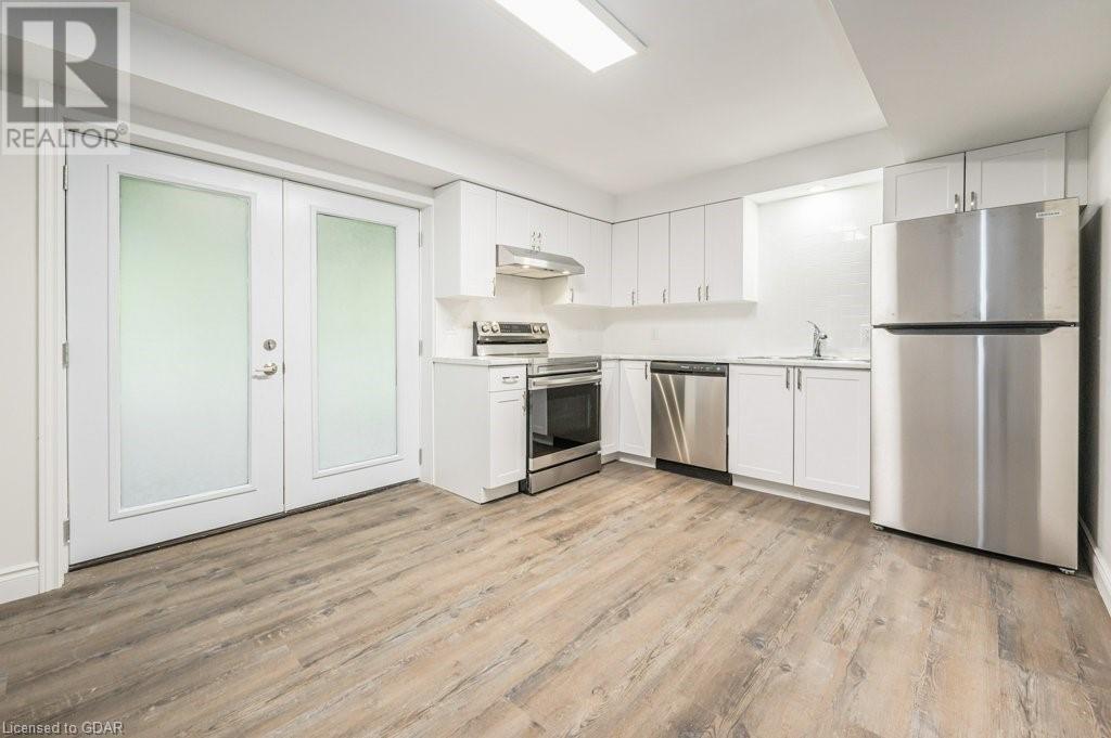 590 CANEWOOD Crescent Unit# Lower