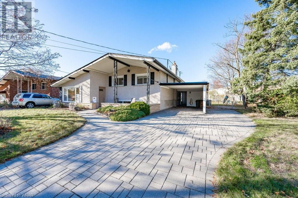 110 RANDERSON Avenue