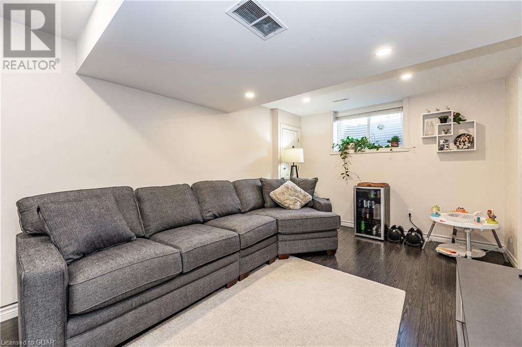 1498 GORDON Street Unit# 11
