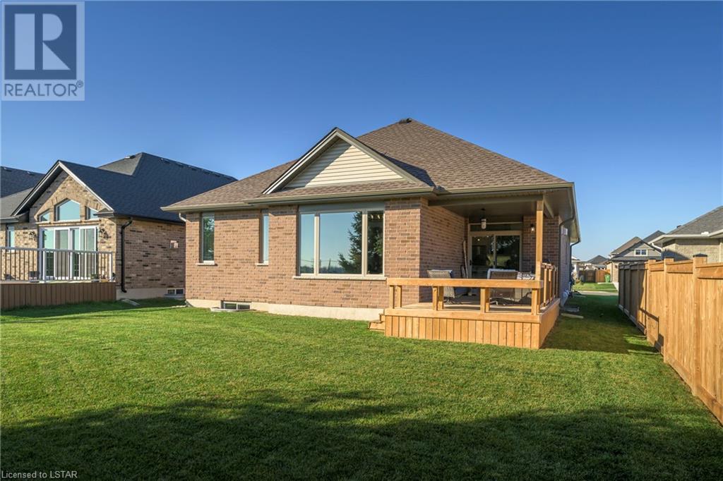 43 WEIR Crescent