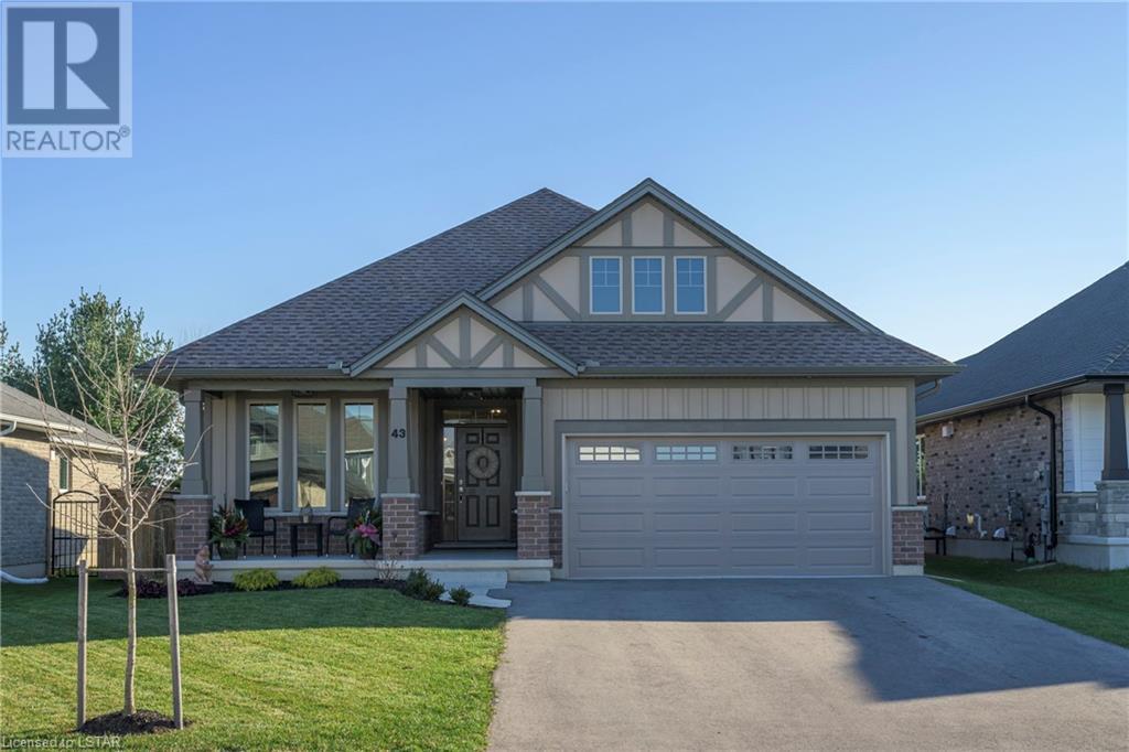 43 WEIR Crescent