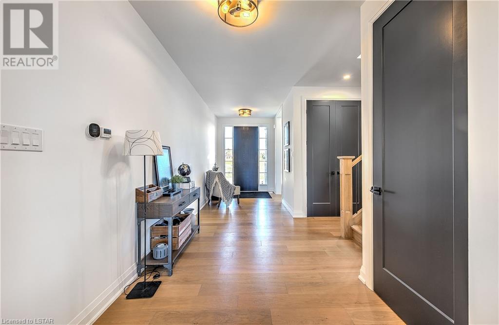 7147 SILVER CREEK Circle