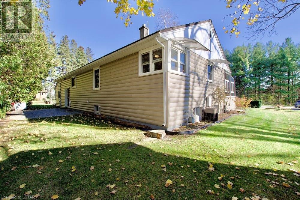 65 CLARK Road E