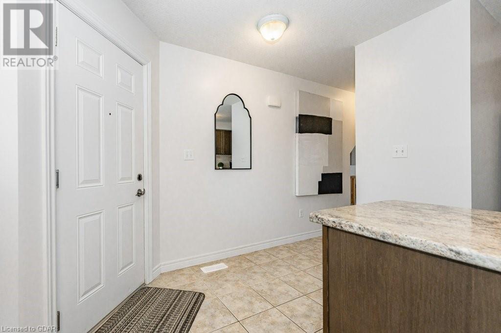610 WOODLAWN Road E Unit# B
