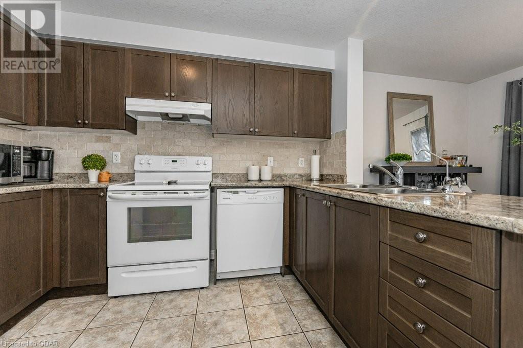 610 WOODLAWN Road E Unit# B